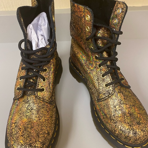 Dr Martens - Picture 11 of 11